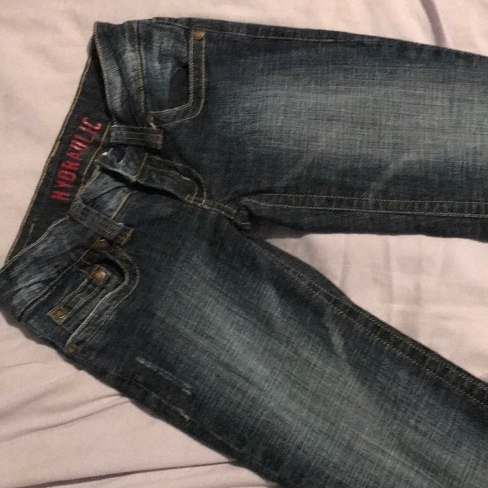 Very cute low cut jeans